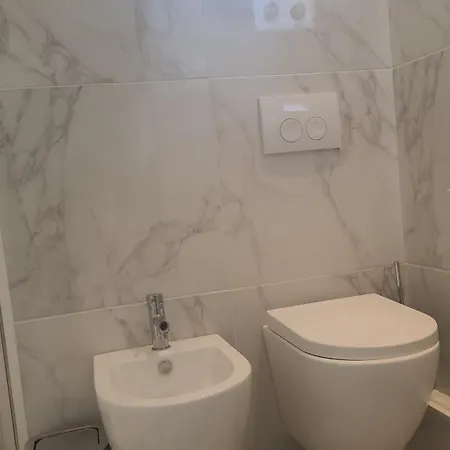 Le Mazarin Apartment