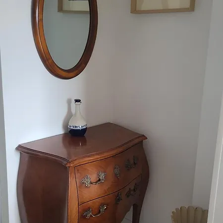 Le Mazarin Apartment